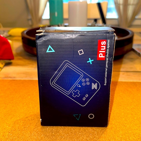 Mini Retro Handheld Game Console Built-in 400 FC Games Video Game Player - Picture 2 of 3